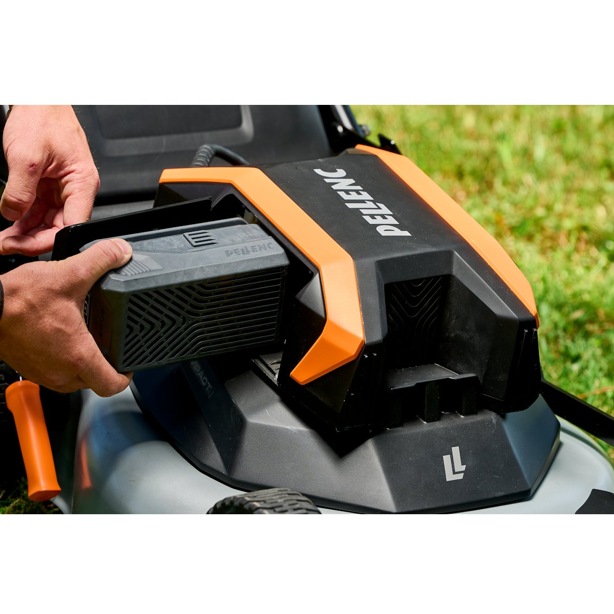57468_Rasion_Compact_Akku_in_Powercase_04_1200x1200