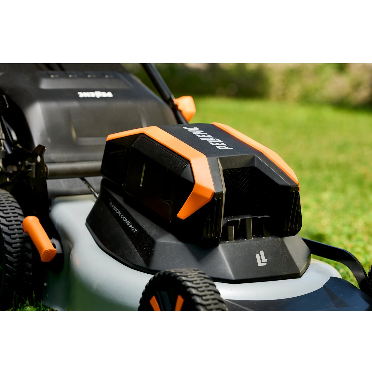 57470_Powercase_03_auf_Rasion_1200x1200